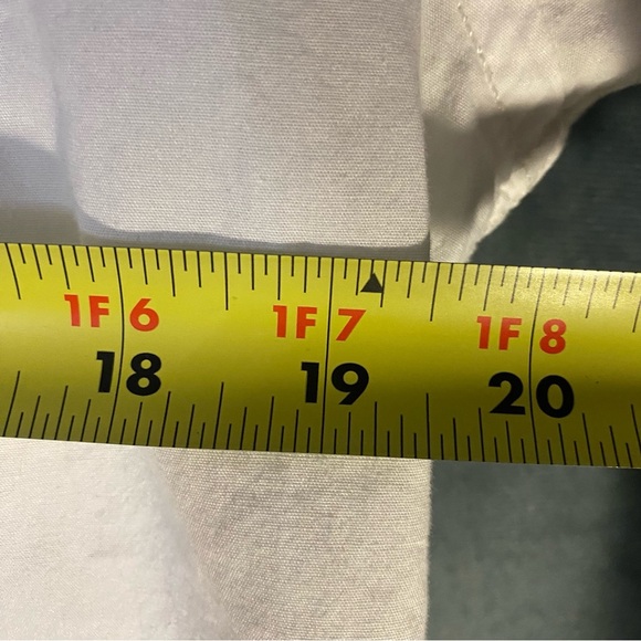 White Button Down Shirt Black Bird All Over Print Women’s Sz L Acadamia Unique - Picture 8 of 9